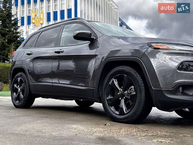 Позашляховик / Кросовер Jeep Cherokee 2015 в Івано-Франківську фото 28 Позашляховик / Кросовер Jeep Cherokee 2015 в Івано-Франківську