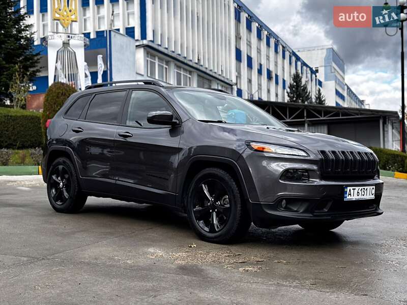 Позашляховик / Кросовер Jeep Cherokee 2015 в Івано-Франківську фото 35 Позашляховик / Кросовер Jeep Cherokee 2015 в Івано-Франківську