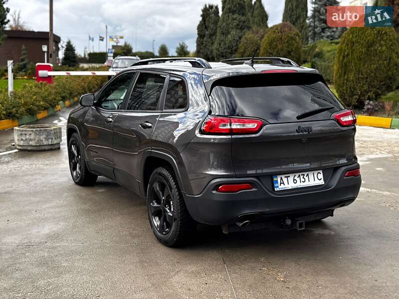 Позашляховик / Кросовер Jeep Cherokee 2015 в Івано-Франківську фото 48 Позашляховик / Кросовер Jeep Cherokee 2015 в Івано-Франківську
