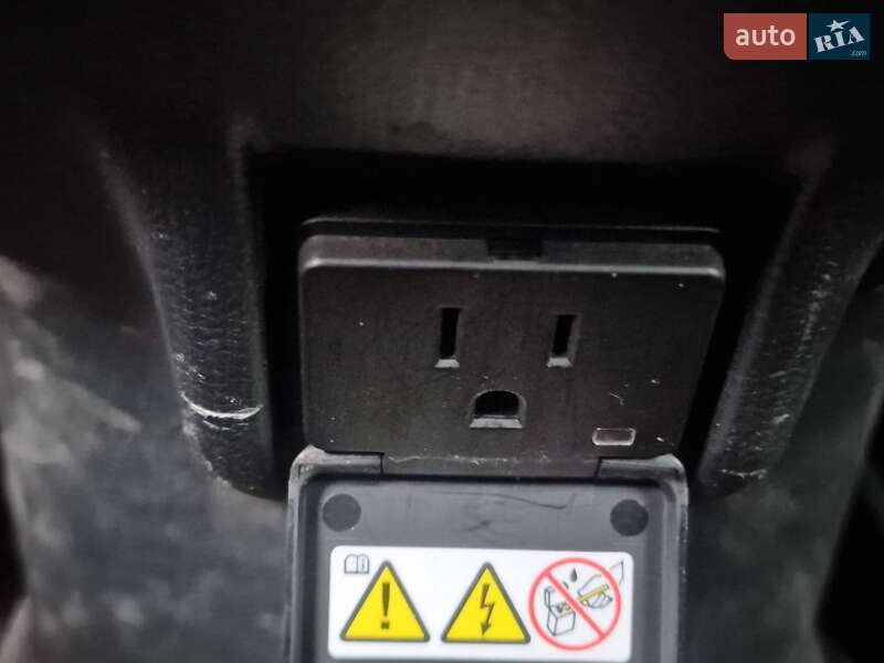 Внедорожник / Кроссовер Jeep Cherokee 2017 в Днепре фото 13 Внедорожник / Кроссовер Jeep Cherokee 2017 в Днепре