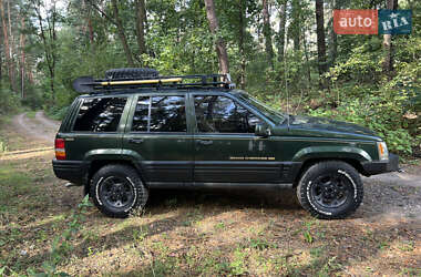 Внедорожник / Кроссовер Jeep Cherokee 1996 в 