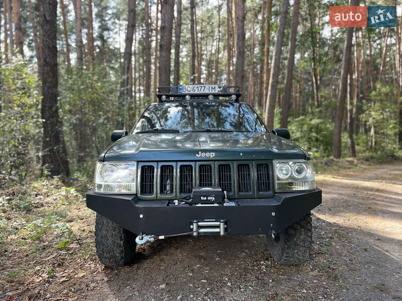 Позашляховик / Кросовер Jeep Cherokee 1996 в Кременці
