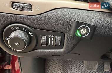 Внедорожник / Кроссовер Jeep Cherokee 2016 в 