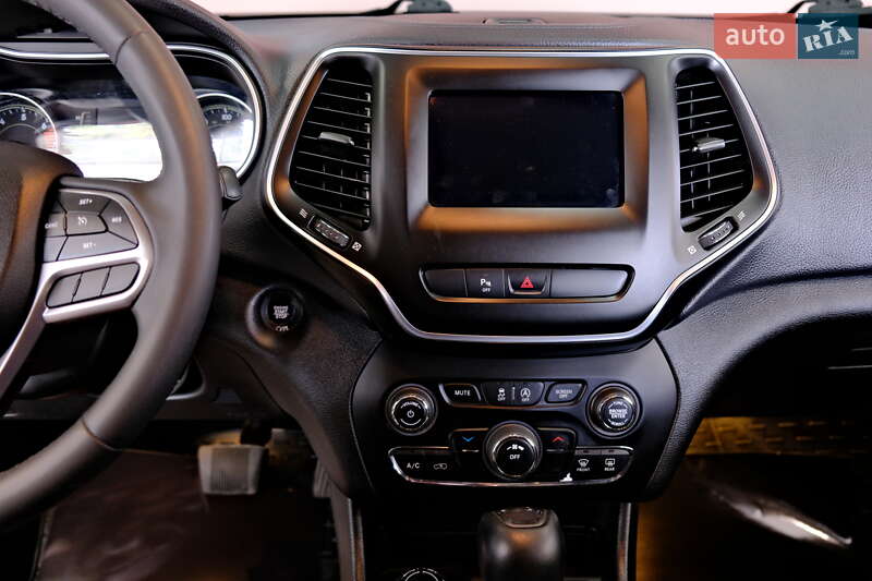 Внедорожник / Кроссовер Jeep Cherokee 2020 в Одессе