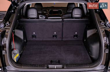 Позашляховик / Кросовер Jeep Cherokee 2020 в  фото 46 Позашляховик / Кросовер Jeep Cherokee 2020 в