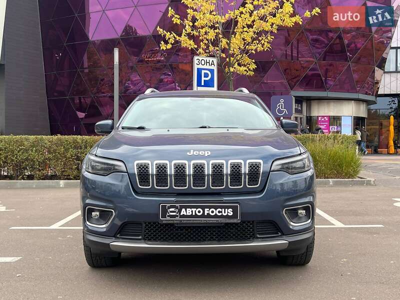 Внедорожник / Кроссовер Jeep Cherokee 2020 в Киеве