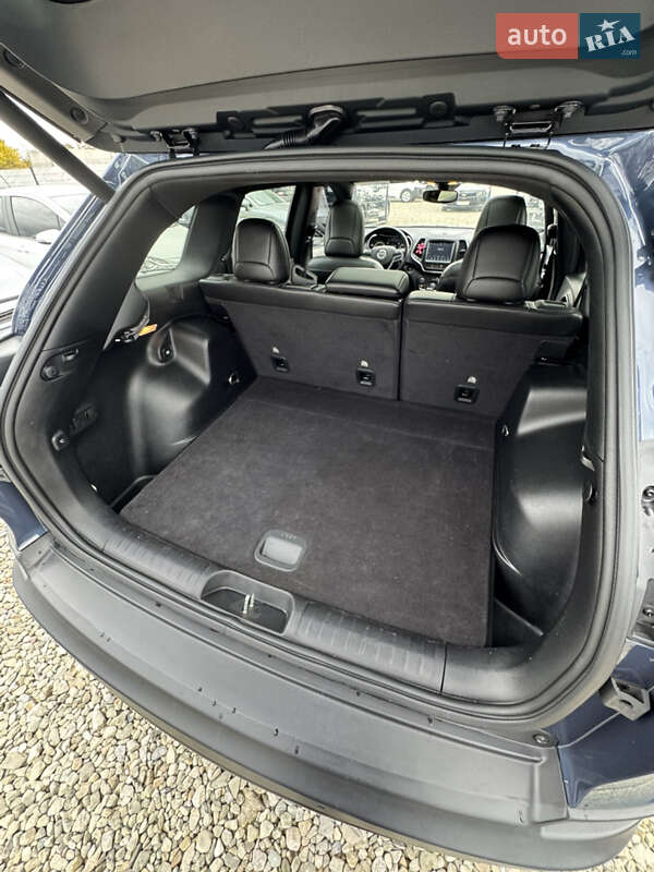 Позашляховик / Кросовер Jeep Cherokee 2020 в Івано-Франківську