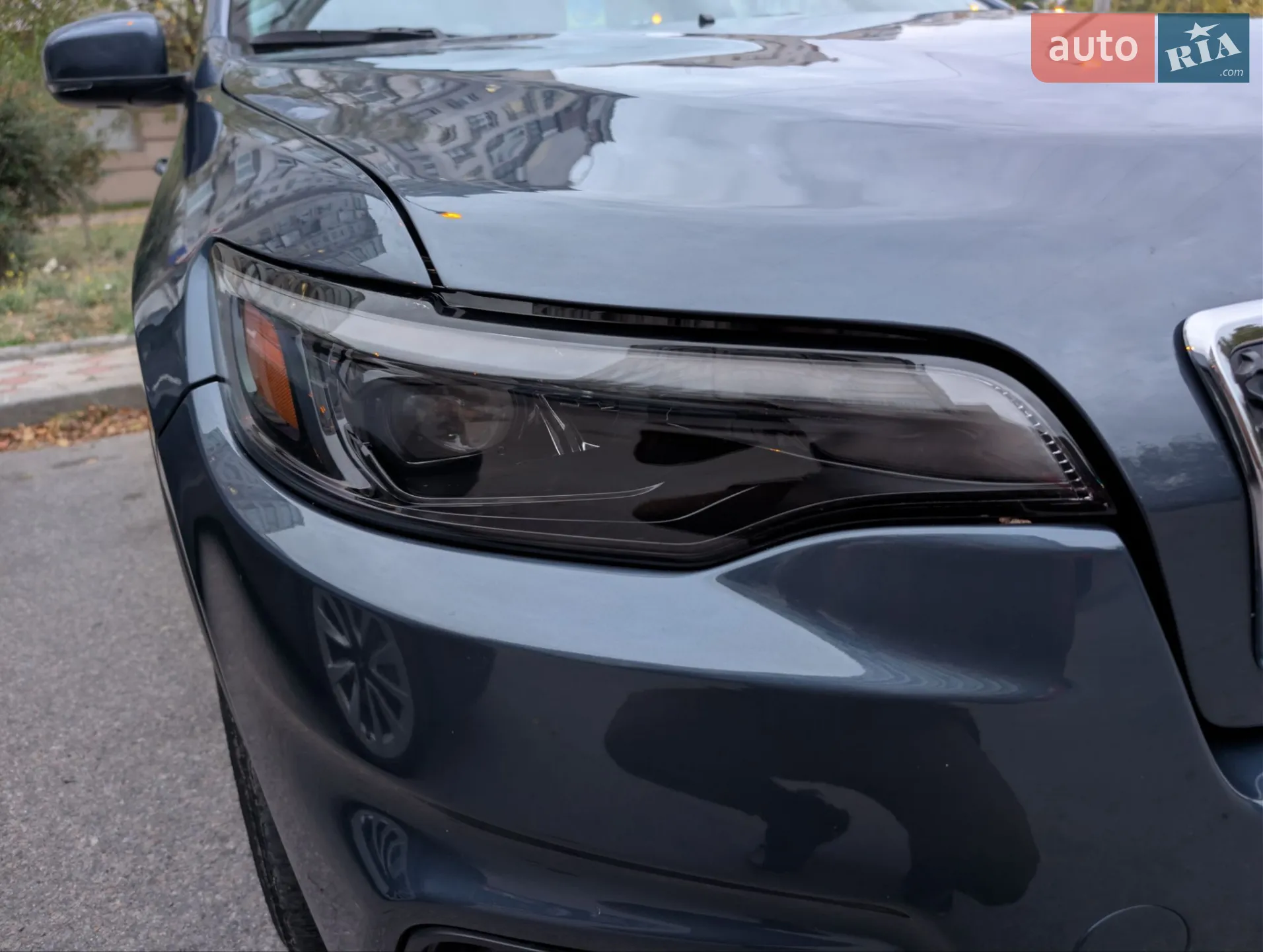 2019 Jeep Cherokee - мініатюра 3