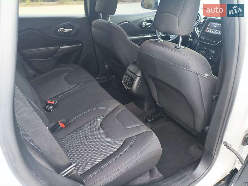 Позашляховик / Кросовер Jeep Cherokee 2018 в Івано-Франківську