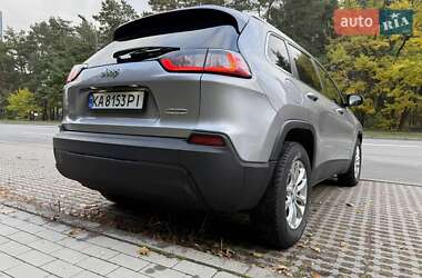 Внедорожник / Кроссовер Jeep Cherokee 2018 в 