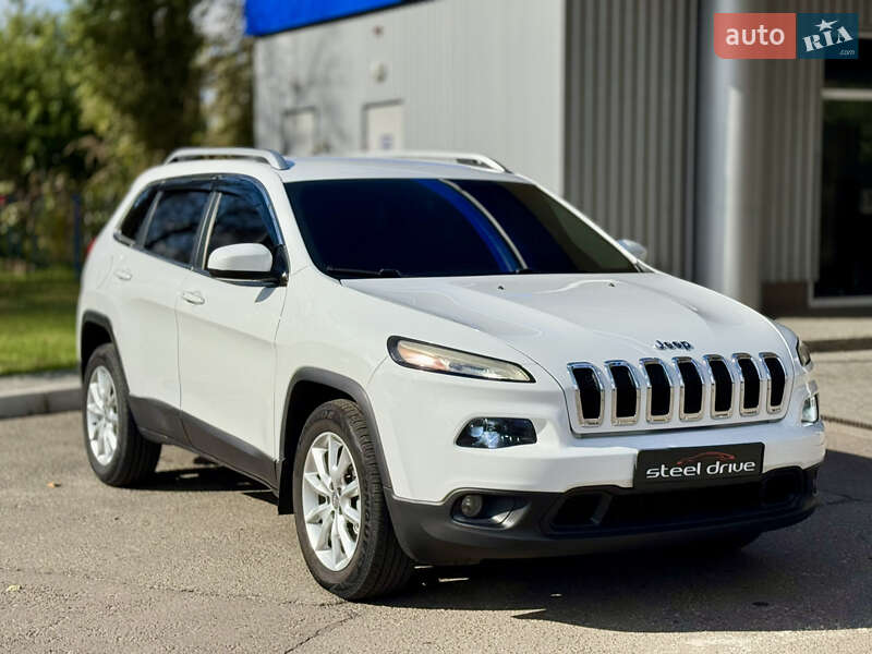 Позашляховик / Кросовер Jeep Cherokee 2015 в Миколаєві