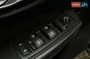 Внедорожник / Кроссовер Jeep Cherokee 2014 в 