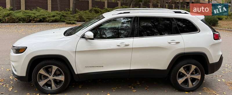 Внедорожник / Кроссовер Jeep Cherokee 2019 в Новомосковске фото 5 Внедорожник / Кроссовер Jeep Cherokee 2019 в Новомосковске