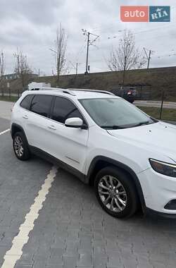 Внедорожник / Кроссовер Jeep Cherokee 2019 в 
