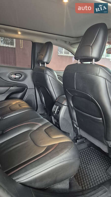 Внедорожник / Кроссовер Jeep Cherokee 2022 в Полтаве фото 8 Внедорожник / Кроссовер Jeep Cherokee 2022 в Полтаве