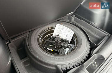 Внедорожник / Кроссовер Jeep Cherokee 2019 в 