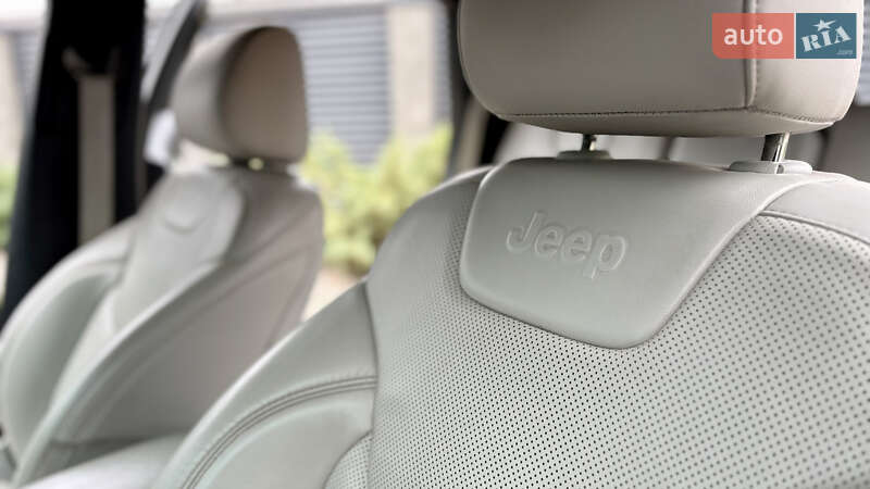 Внедорожник / Кроссовер Jeep Cherokee 2019 в Кривом Роге