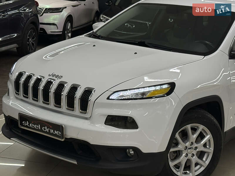 Позашляховик / Кросовер Jeep Cherokee 2017 в Миколаєві фото 2 Позашляховик / Кросовер Jeep Cherokee 2017 в Миколаєві