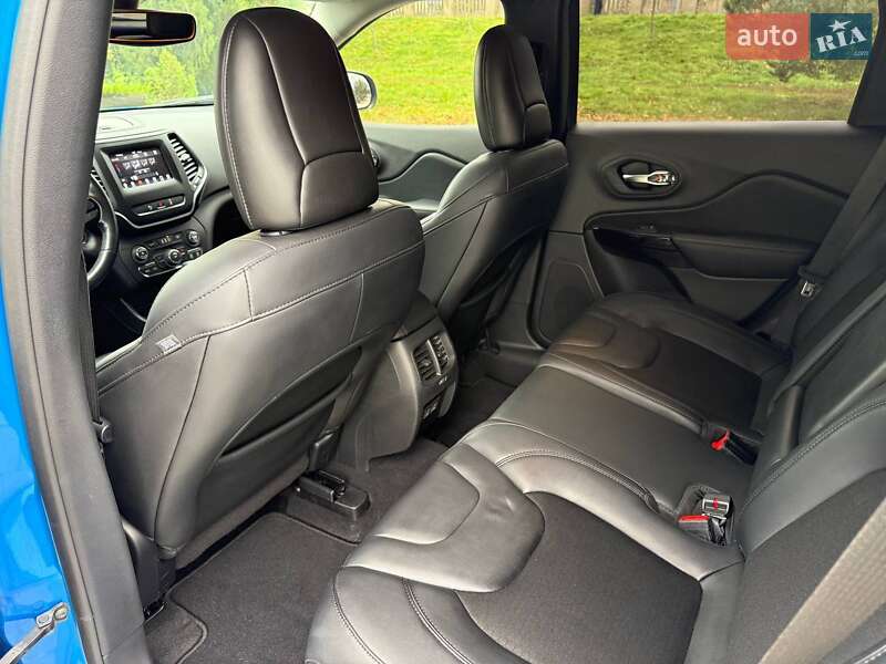 Позашляховик / Кросовер Jeep Cherokee 2021 в Вінниці
