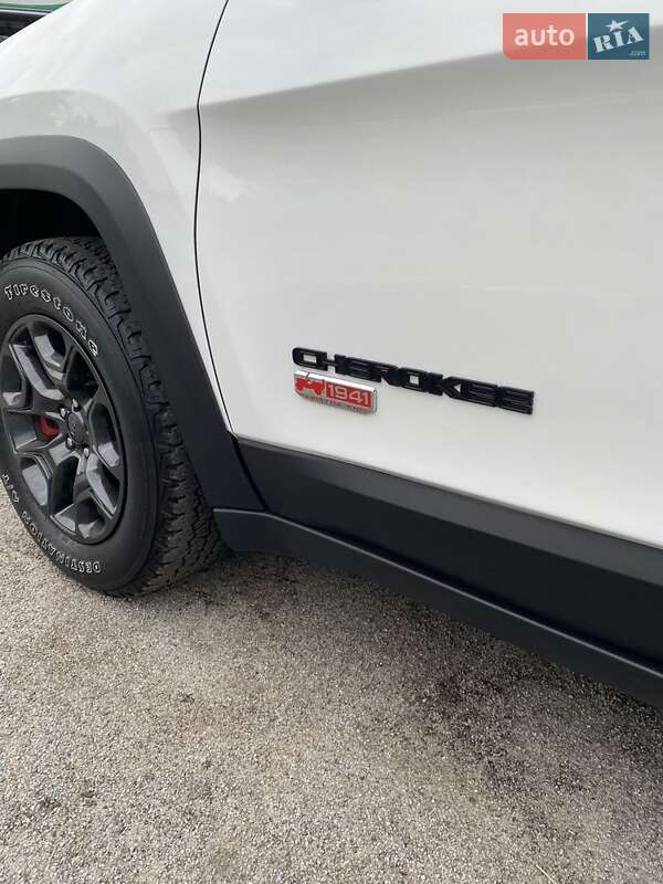 Внедорожник / Кроссовер Jeep Cherokee 2022 в Чернигове фото 3 Внедорожник / Кроссовер Jeep Cherokee 2022 в Чернигове