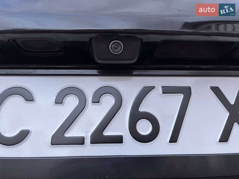 Внедорожник / Кроссовер Jeep Cherokee 2019 в Львове