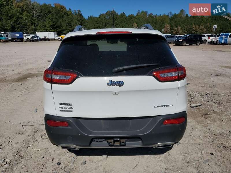 Внедорожник / Кроссовер Jeep Cherokee 2015 в Черкассах фото 6 Внедорожник / Кроссовер Jeep Cherokee 2015 в Черкассах
