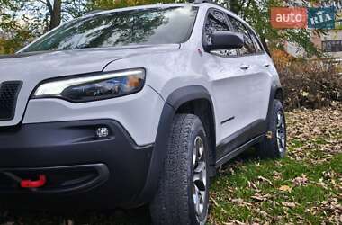 Внедорожник / Кроссовер Jeep Cherokee 2018 в Надворной