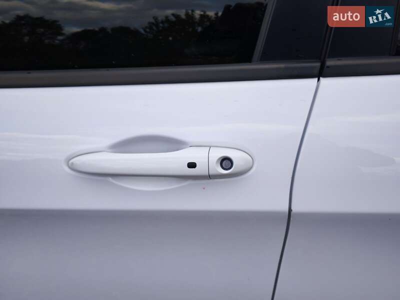 Внедорожник / Кроссовер Jeep Cherokee 2018 в Надворной