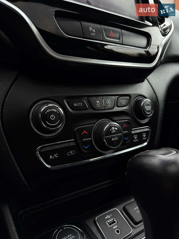 Внедорожник / Кроссовер Jeep Cherokee 2020 в Лубнах фото 63 Внедорожник / Кроссовер Jeep Cherokee 2020 в Лубнах