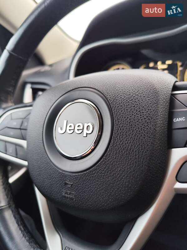 Позашляховик / Кросовер Jeep Cherokee 2017 в Чернігові фото 25 Позашляховик / Кросовер Jeep Cherokee 2017 в Чернігові
