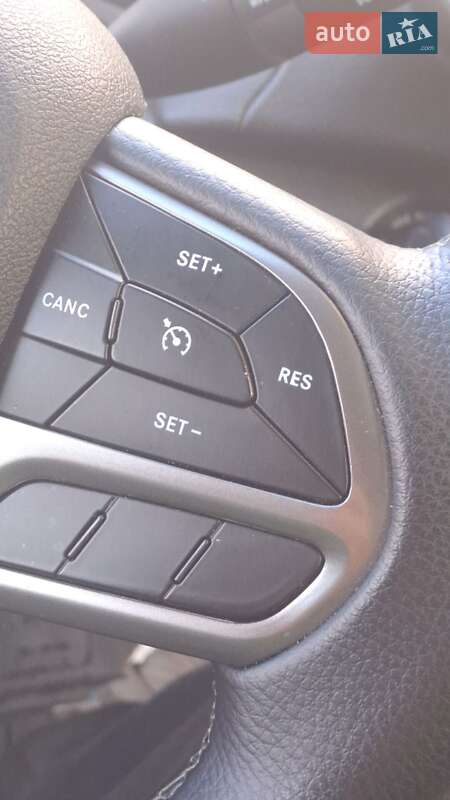 Внедорожник / Кроссовер Jeep Cherokee 2018 в Ровно фото 22 Внедорожник / Кроссовер Jeep Cherokee 2018 в Ровно