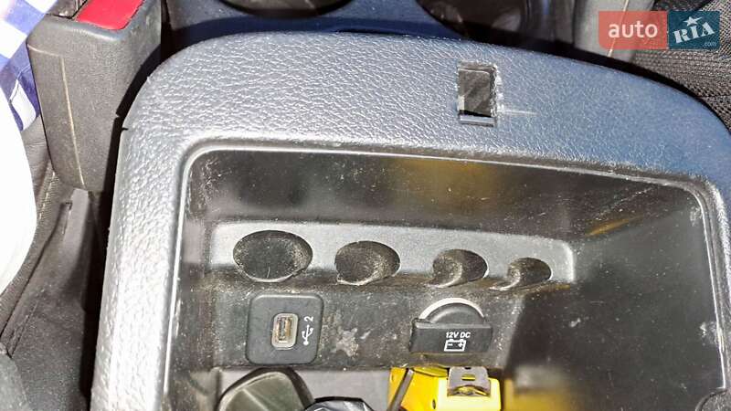 Внедорожник / Кроссовер Jeep Cherokee 2018 в Ровно фото 35 Внедорожник / Кроссовер Jeep Cherokee 2018 в Ровно