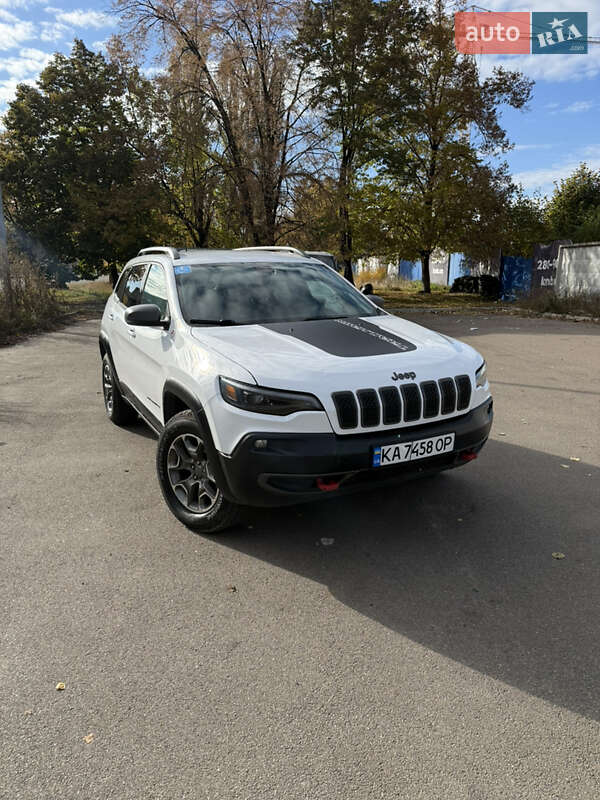 Внедорожник / Кроссовер Jeep Cherokee 2019 в Киеве фото 22 Внедорожник / Кроссовер Jeep Cherokee 2019 в Киеве