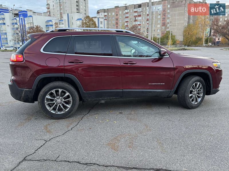 Позашляховик / Кросовер Jeep Cherokee 2019 в Чернігові