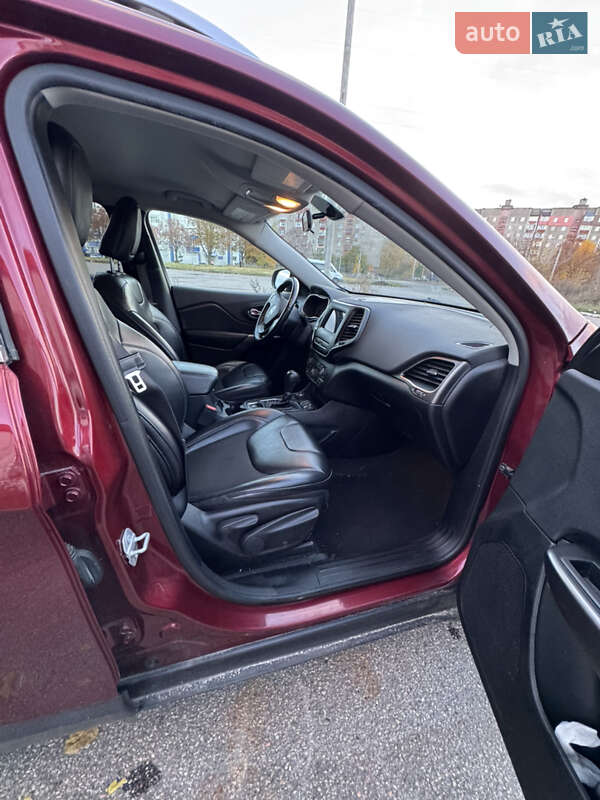 Позашляховик / Кросовер Jeep Cherokee 2019 в Чернігові