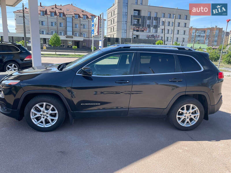 Внедорожник / Кроссовер Jeep Cherokee 2015 в Киеве фото 26 Внедорожник / Кроссовер Jeep Cherokee 2015 в Киеве