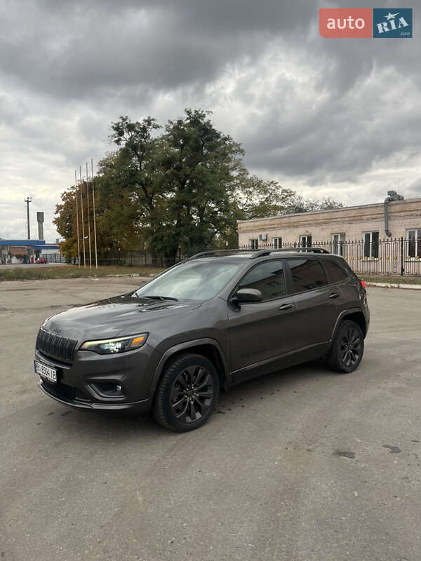 Позашляховик / Кросовер Jeep Cherokee 2019 в Полтаві фото Позашляховик / Кросовер Jeep Cherokee 2019 в Полтаві