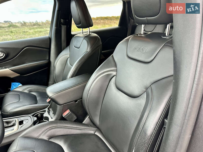 Позашляховик / Кросовер Jeep Cherokee 2017 в Вінниці фото 54 Позашляховик / Кросовер Jeep Cherokee 2017 в Вінниці