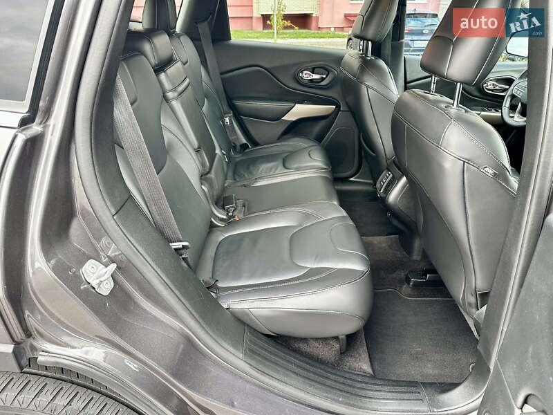 Позашляховик / Кросовер Jeep Cherokee 2017 в Вінниці фото 77 Позашляховик / Кросовер Jeep Cherokee 2017 в Вінниці
