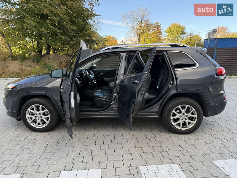 Внедорожник / Кроссовер Jeep Cherokee 2014 в Львове фото 16 Внедорожник / Кроссовер Jeep Cherokee 2014 в Львове