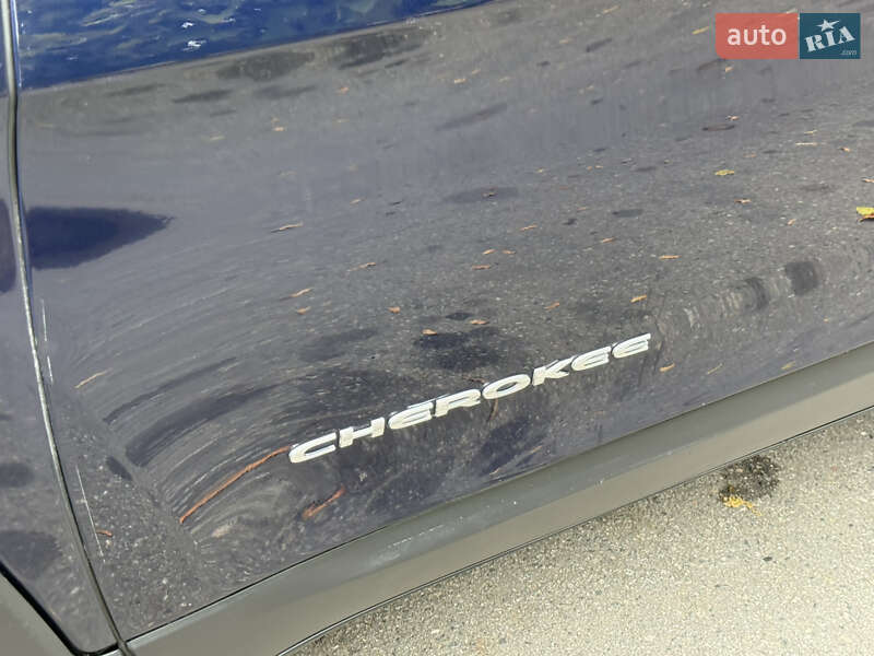 Внедорожник / Кроссовер Jeep Cherokee 2014 в Днепре фото 20 Внедорожник / Кроссовер Jeep Cherokee 2014 в Днепре