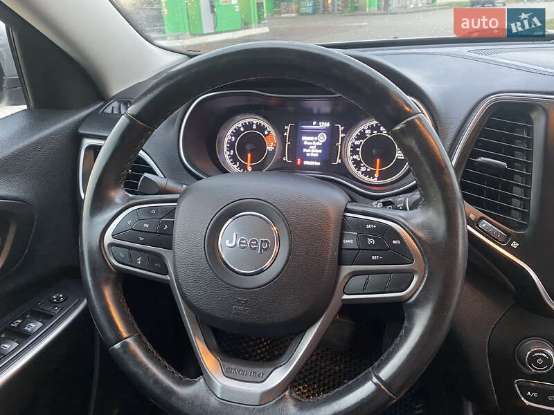 Внедорожник / Кроссовер Jeep Cherokee 2018 в Бродах фото 17 Внедорожник / Кроссовер Jeep Cherokee 2018 в Бродах