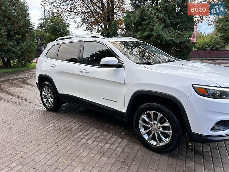 Позашляховик / Кросовер Jeep Cherokee 2019 в Дубні