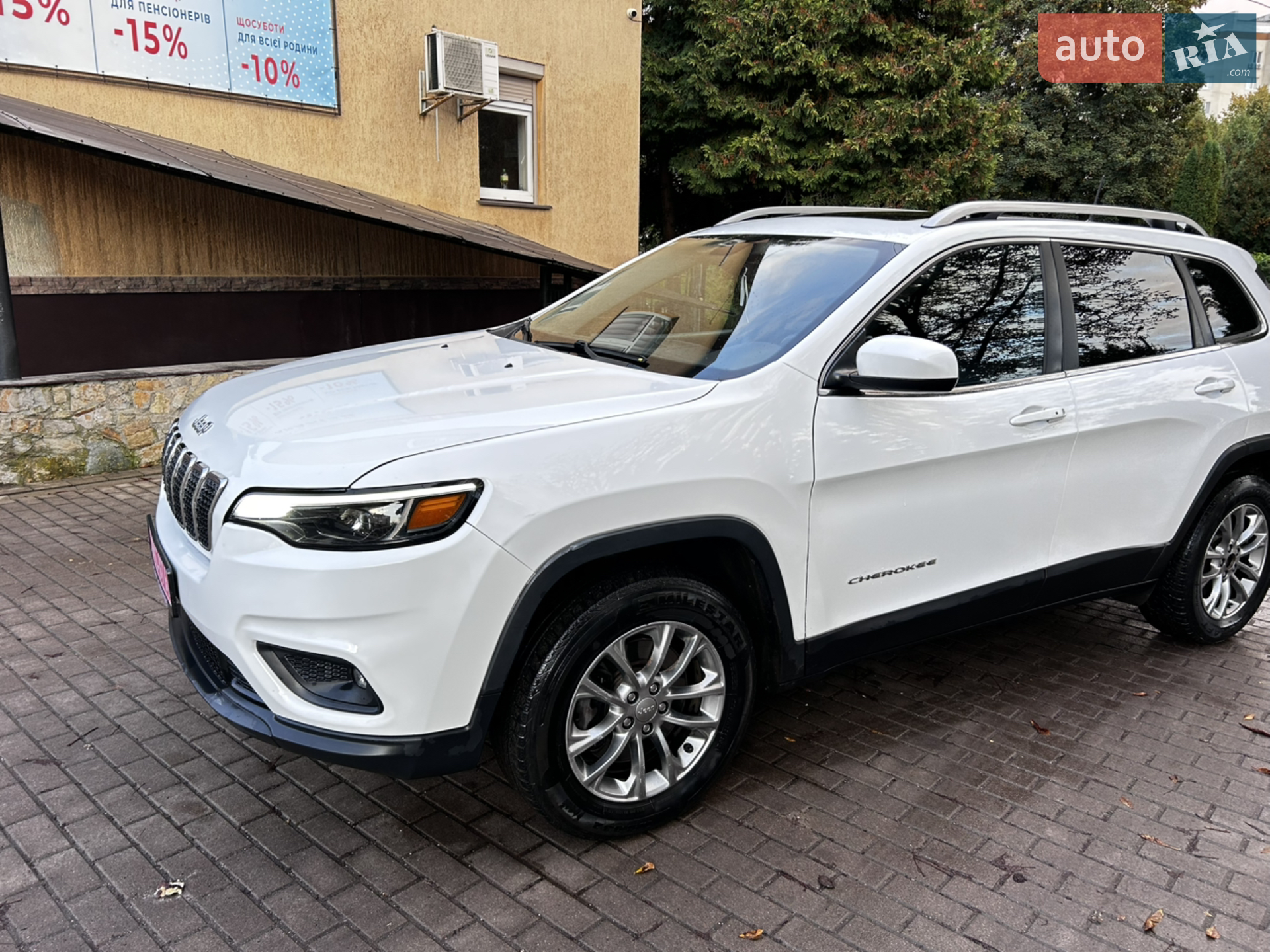 2019 Jeep Cherokee - мініатюра 10