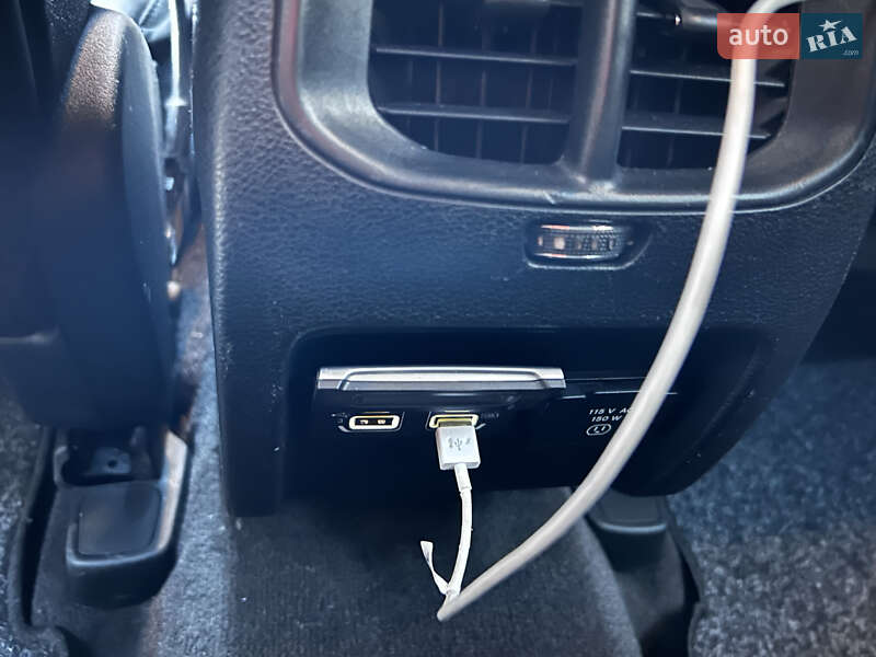 Позашляховик / Кросовер Jeep Cherokee 2019 в Дубні