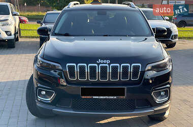 Внедорожник / Кроссовер Jeep Cherokee 2018 в 
