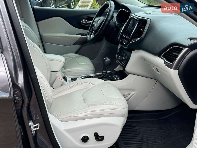 Внедорожник / Кроссовер Jeep Cherokee 2018 в Виннице фото 26 Внедорожник / Кроссовер Jeep Cherokee 2018 в Виннице