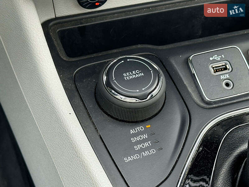 Внедорожник / Кроссовер Jeep Cherokee 2018 в Виннице фото 35 Внедорожник / Кроссовер Jeep Cherokee 2018 в Виннице