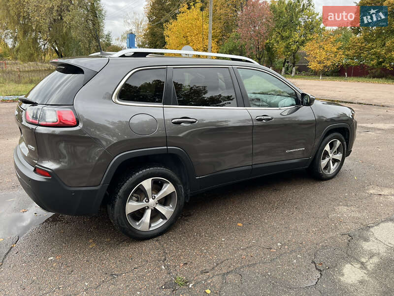Внедорожник / Кроссовер Jeep Cherokee 2019 в Чернигове