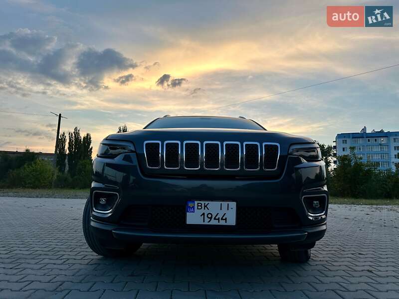 Позашляховик / Кросовер Jeep Cherokee 2020 в Кам'янець-Подільському